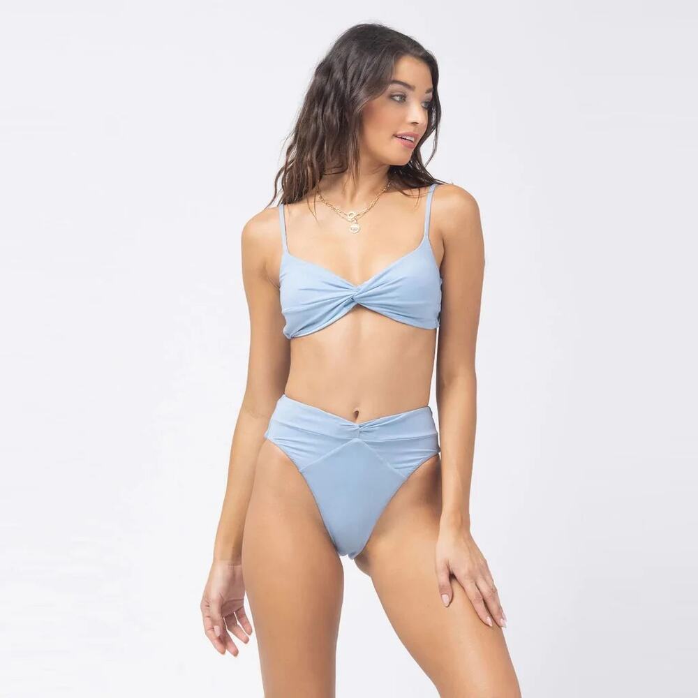 L*SPACE Shimmer Nancy Lee Bitsy Bikini Bottom Sky Blue Twist Front XS NEW